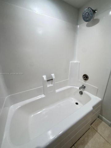 13499 Biscayne Blvd 1114, North Miami, FL 33181