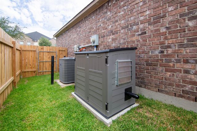 20715 Grayden Drive, Cypress, TX 77433