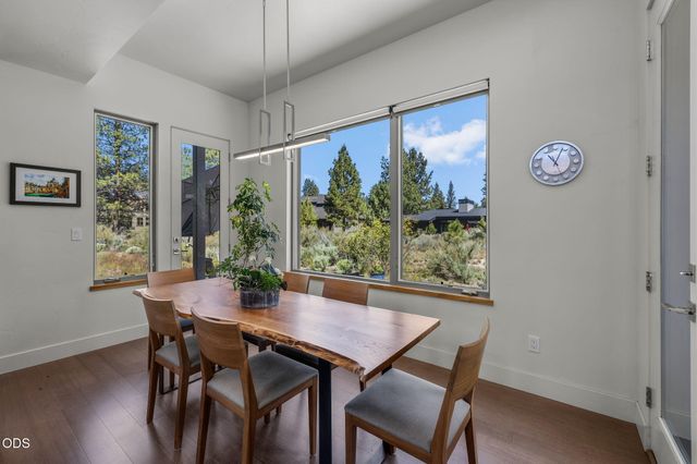 19460 Randall Court, Bend, OR 97702