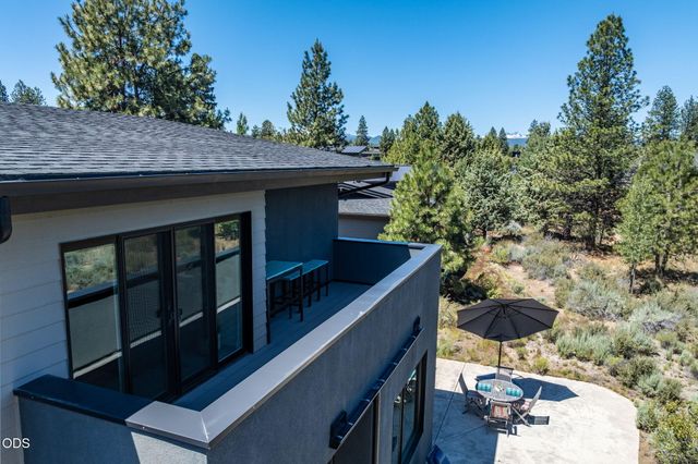 19460 Randall Court, Bend, OR 97702