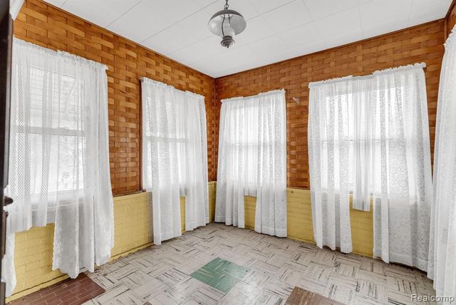 8227 Bingham Street, Detroit, MI 48228