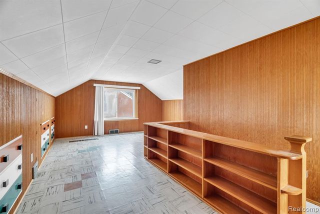 8227 Bingham Street, Detroit, MI 48228