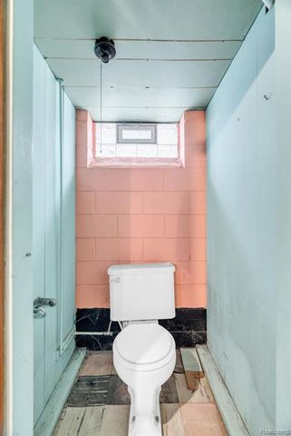 8227 Bingham Street, Detroit, MI 48228