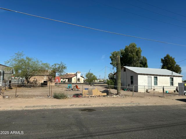 115 E 4TH Street, Eloy, AZ 85131