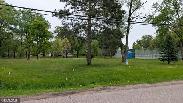 5307 Hugo Road, White Bear Twp, MN 55110