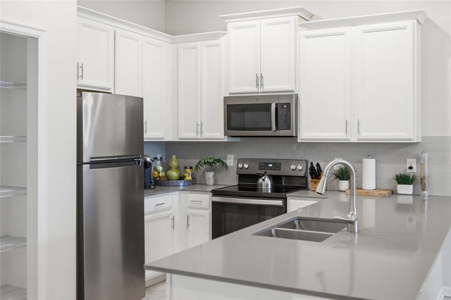 787 OCEAN COURSE AVENUE, Kissimmee, FL 34747