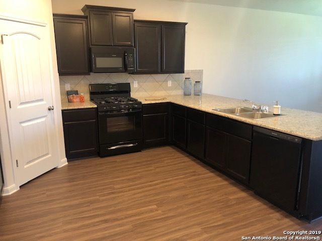 2449 MCCRAE, New Braunfels, TX 78130