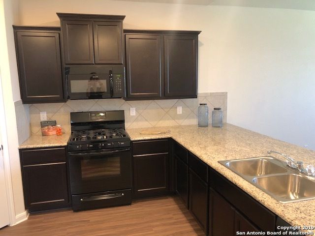 2449 MCCRAE, New Braunfels, TX 78130