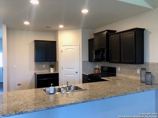 2449 MCCRAE, New Braunfels, TX 78130