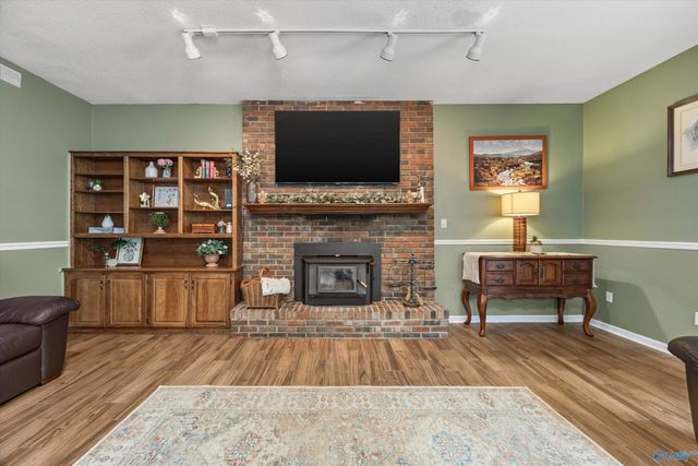 4410 Dogwood Drive SW, Decatur, AL 35603