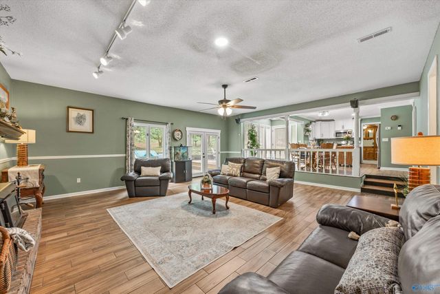4410 Dogwood Drive SW, Decatur, AL 35603