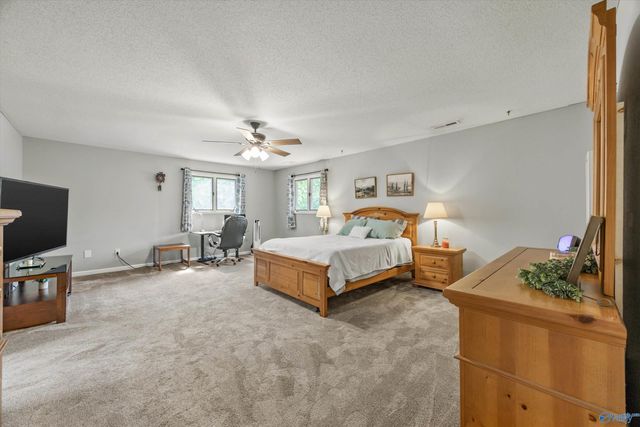 4410 Dogwood Drive SW, Decatur, AL 35603