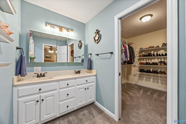 4410 Dogwood Drive SW, Decatur, AL 35603