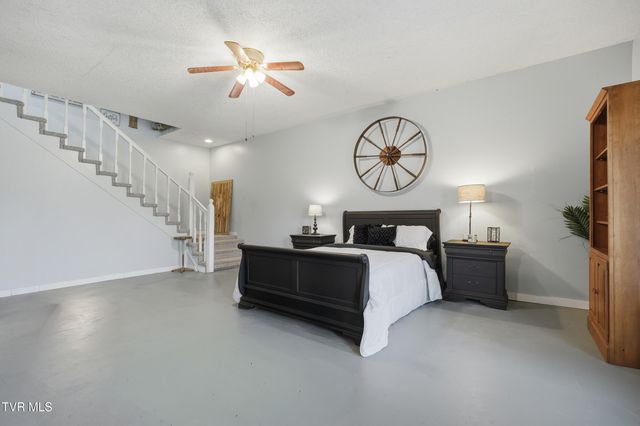 5042 Flat Gap Road, Pound, VA 24279