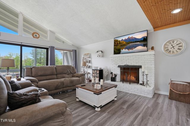 5042 Flat Gap Road, Pound, VA 24279