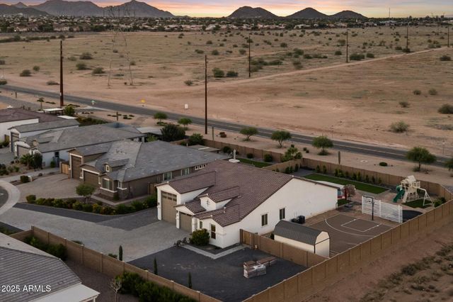 27835 N Hibiscus Lane, San Tan Valley, AZ 85143