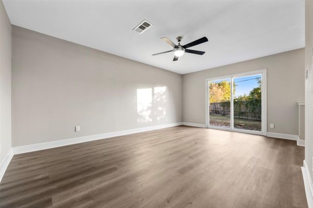 215 Acorn Tree Court, Spring, TX 77388