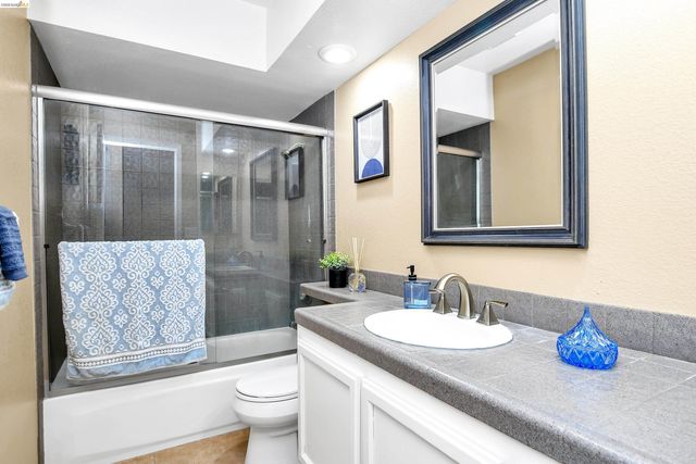 2454 San Simeon Ct, Discovery Bay, CA 94505