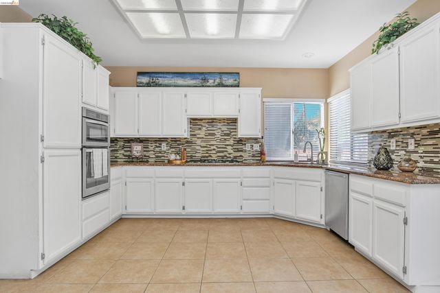 2454 San Simeon Ct, Discovery Bay, CA 94505