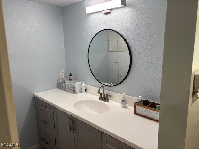 3340 N Key DR 1, North Fort Myers, FL 33903