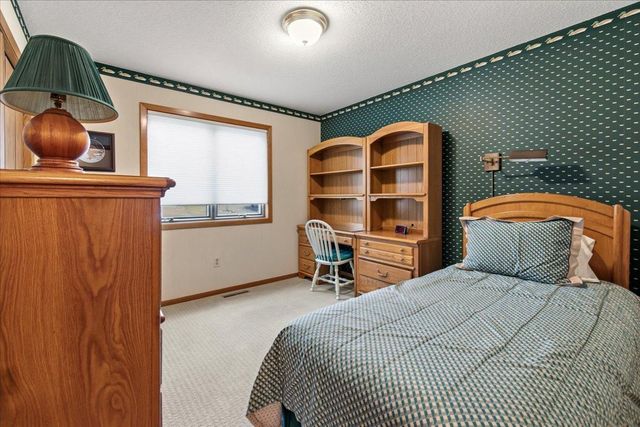 401 Green Avenue SE, Watertown, MN 55388