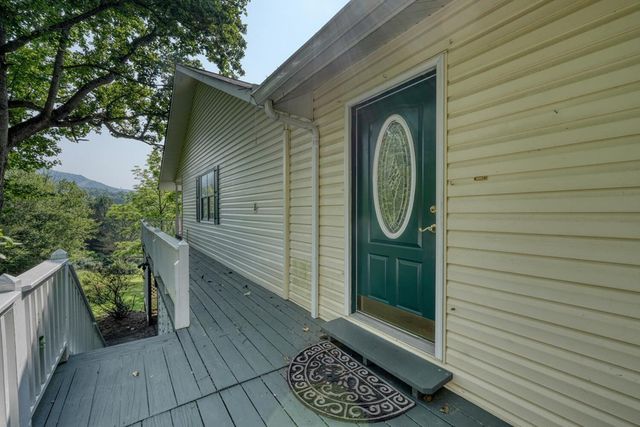 43 Diane Street, Blairsville, GA 30512