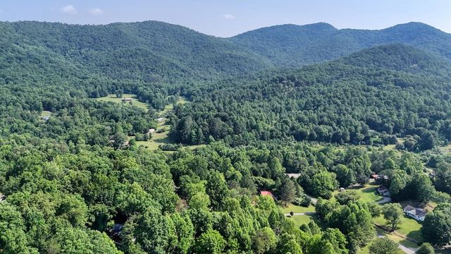 43 Diane Street, Blairsville, GA 30512