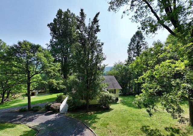 43 Diane Street, Blairsville, GA 30512