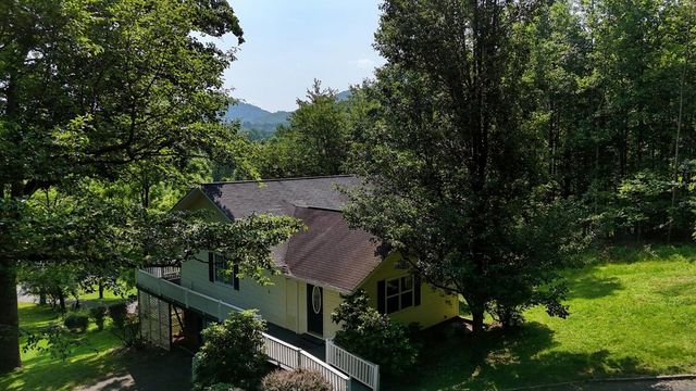 43 Diane Street, Blairsville, GA 30512