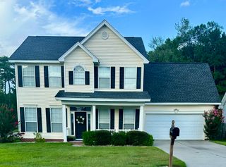 620 Saint Ives Lane, Goose Creek, SC 29445