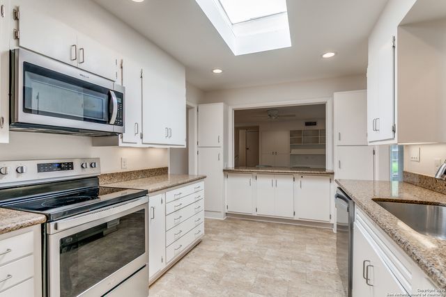 251 Brightwood, San Antonio, TX 78209