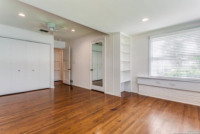 251 Brightwood, San Antonio, TX 78209