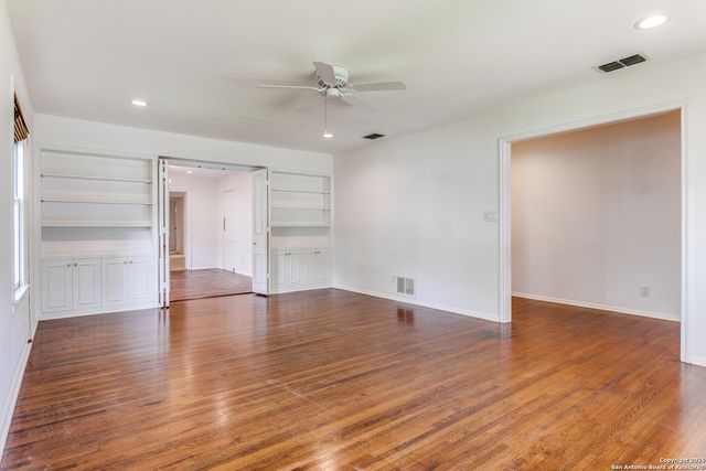 251 Brightwood, San Antonio, TX 78209