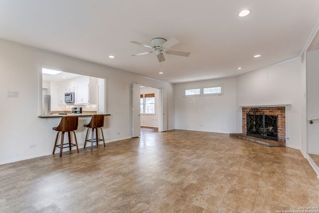 251 Brightwood, San Antonio, TX 78209