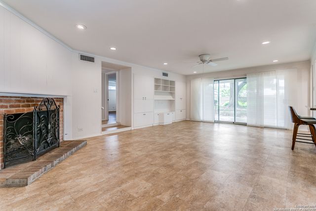 251 Brightwood, San Antonio, TX 78209