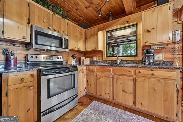 277 Hickory Nut Trail, Cherry Log, GA 30522