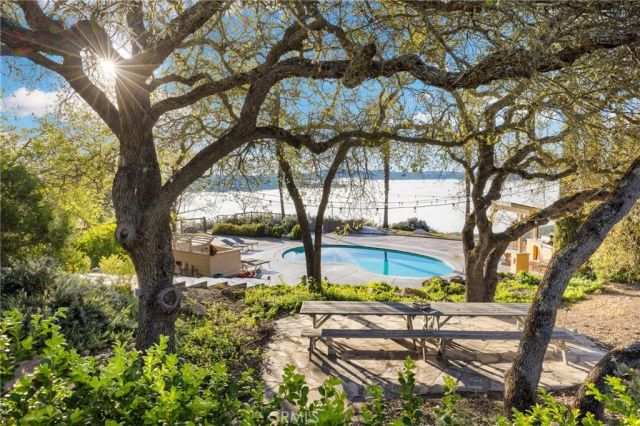 1220 Skylar Lane, Lake Nacimiento, CA 93426