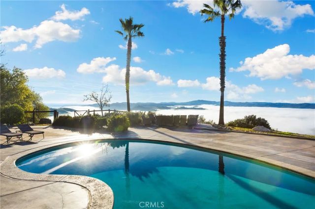 1220 Skylar Lane, Lake Nacimiento, CA 93426