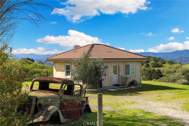 1220 Skylar Lane, Lake Nacimiento, CA 93426