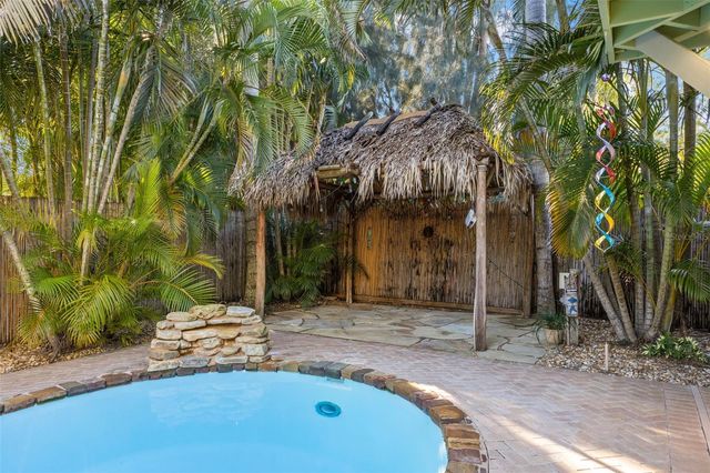 349 KENTUCKY AVENUE, Crystal Beach, FL 34681