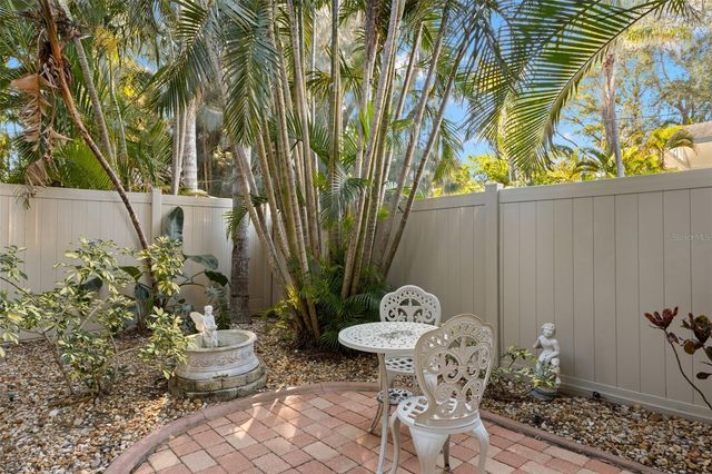 349 KENTUCKY AVENUE, Crystal Beach, FL 34681