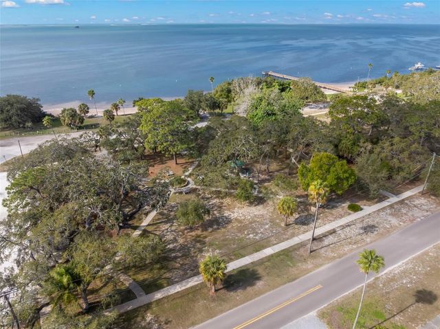 349 KENTUCKY AVENUE, Crystal Beach, FL 34681