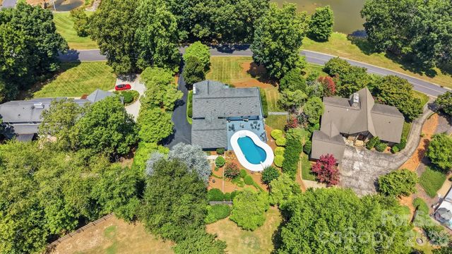 1507 Heatherloch Drive, Gastonia, NC 28054