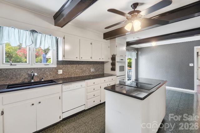 1507 Heatherloch Drive, Gastonia, NC 28054