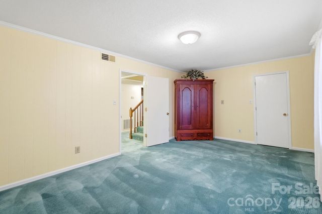1507 Heatherloch Drive, Gastonia, NC 28054
