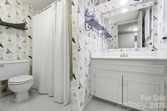 1507 Heatherloch Drive, Gastonia, NC 28054