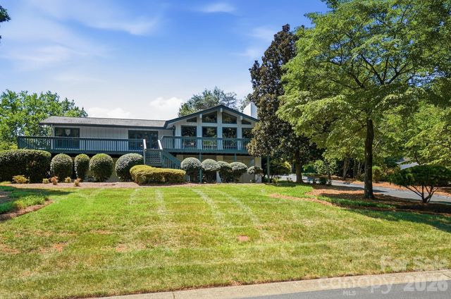 1507 Heatherloch Drive, Gastonia, NC 28054