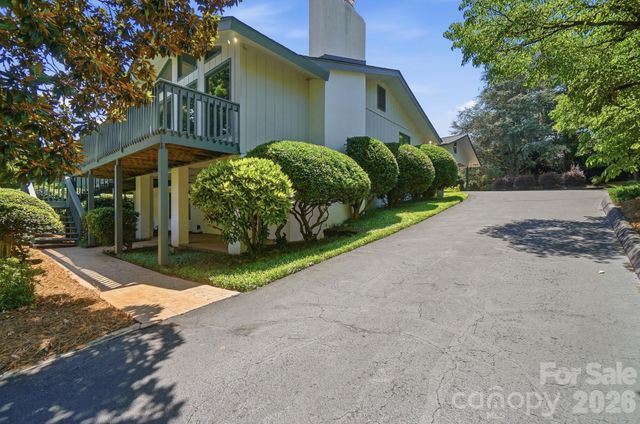 1507 Heatherloch Drive, Gastonia, NC 28054