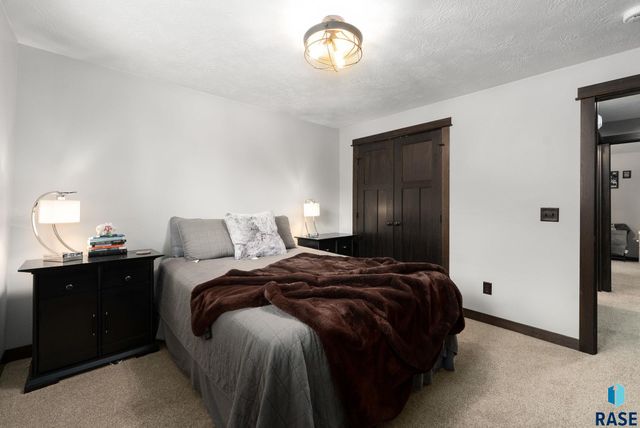 6801 E Archstone St Street, Sioux Falls, SD 57110