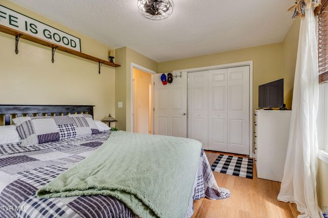 873 Sycamore Shoals Drive, Elizabethton, TN 37643